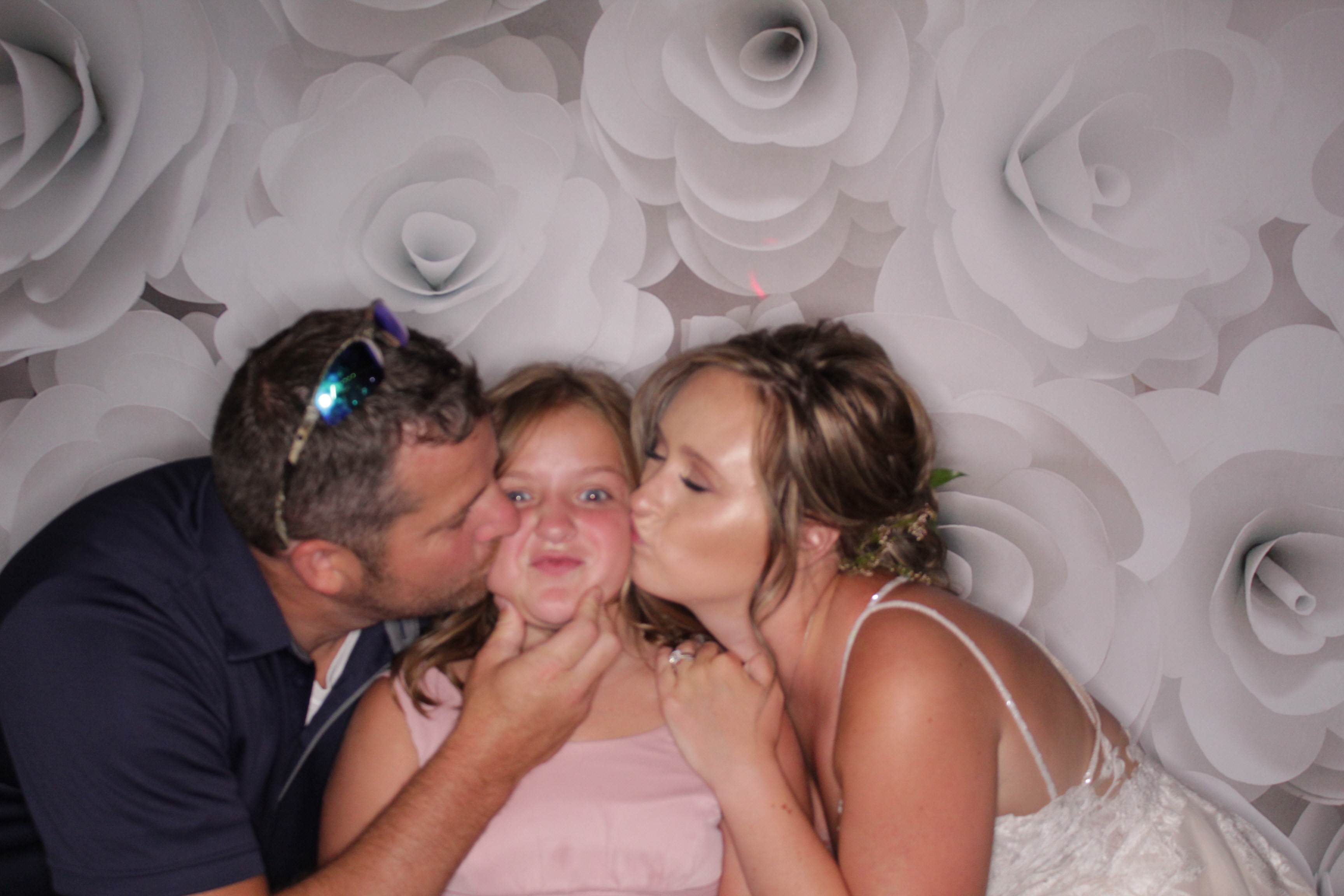 McKenzie & Ryan's Wedding | View more photos from the event at gallery.photoboothbillings.com/u/PhotoBoothBillings/McKenzie-Ryans-Wedding